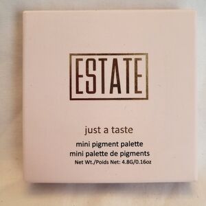 Estate Just A Taste Mini Pigment Palette in Foxtrot